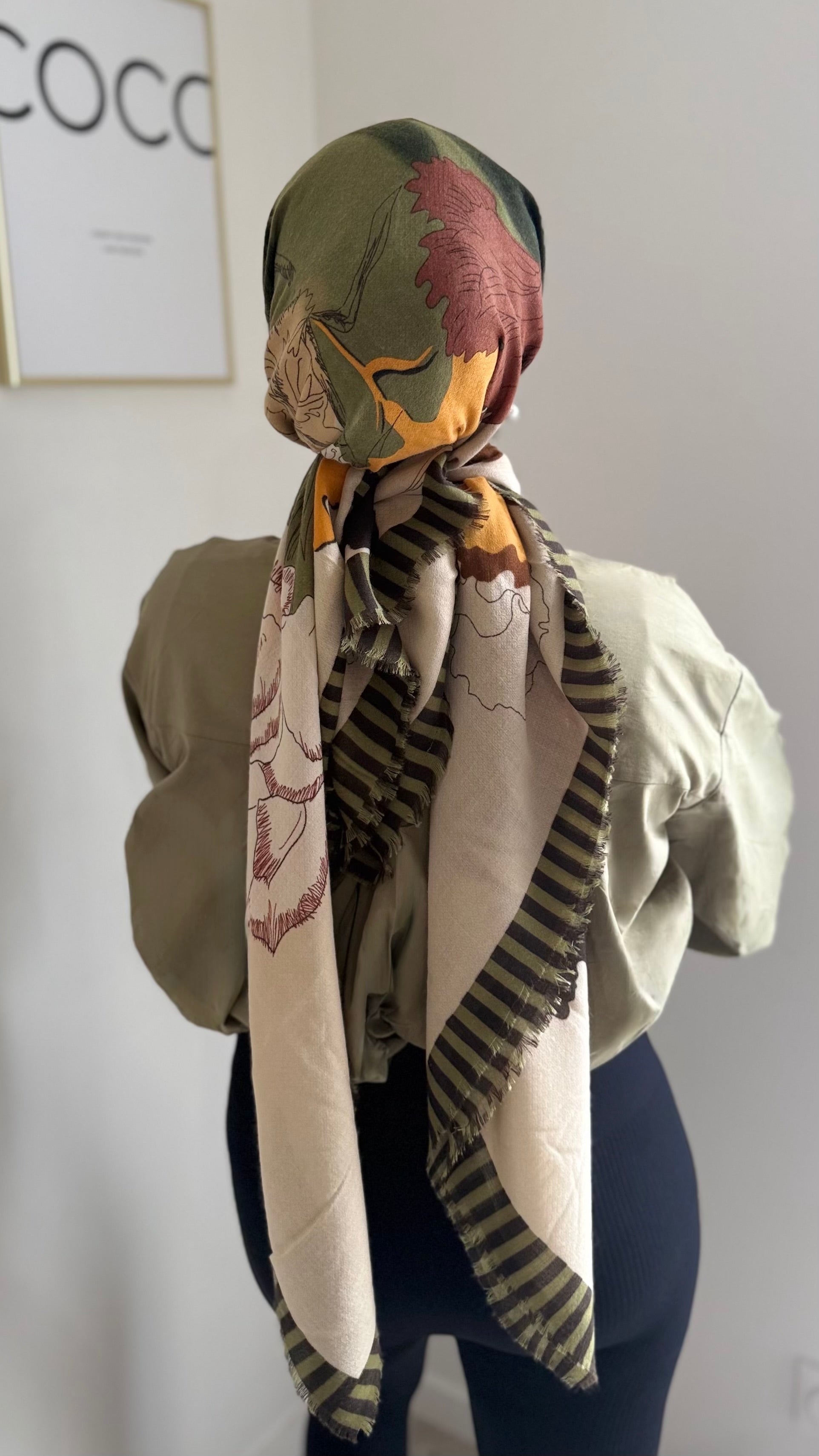 Grand carré viscose kaki