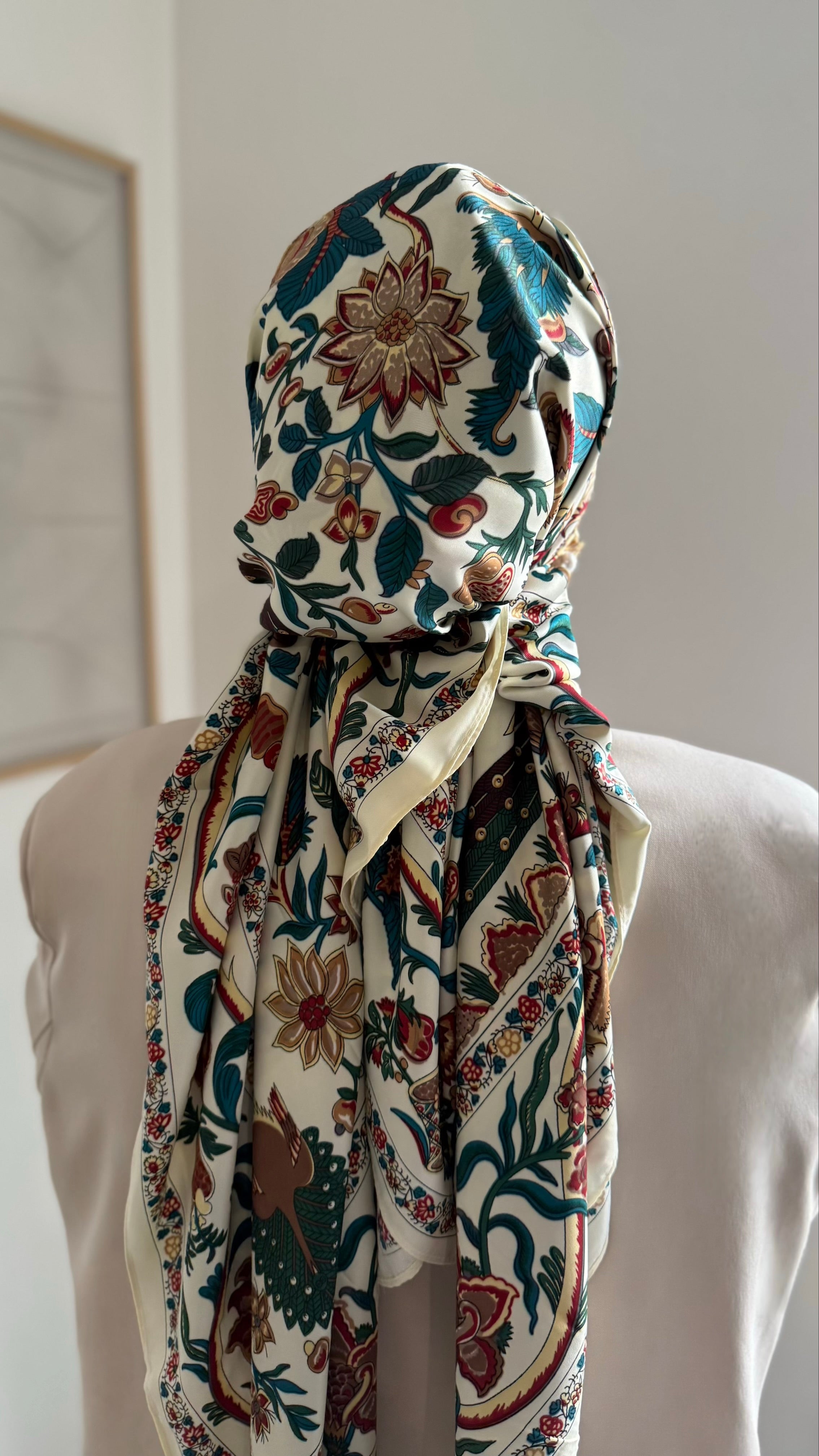 Grand carré de soie gaby