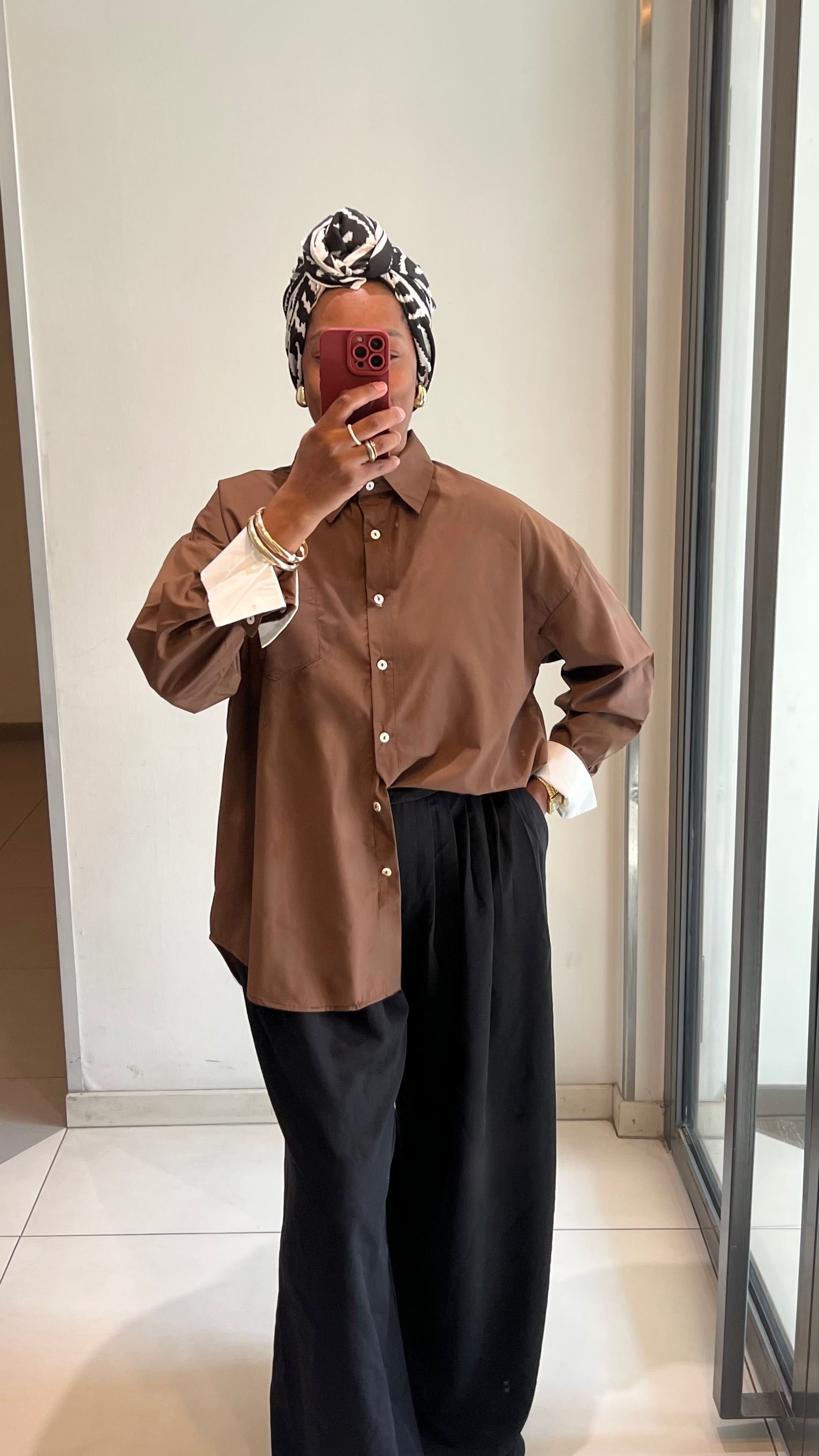 Chemise chocolat revers blanc