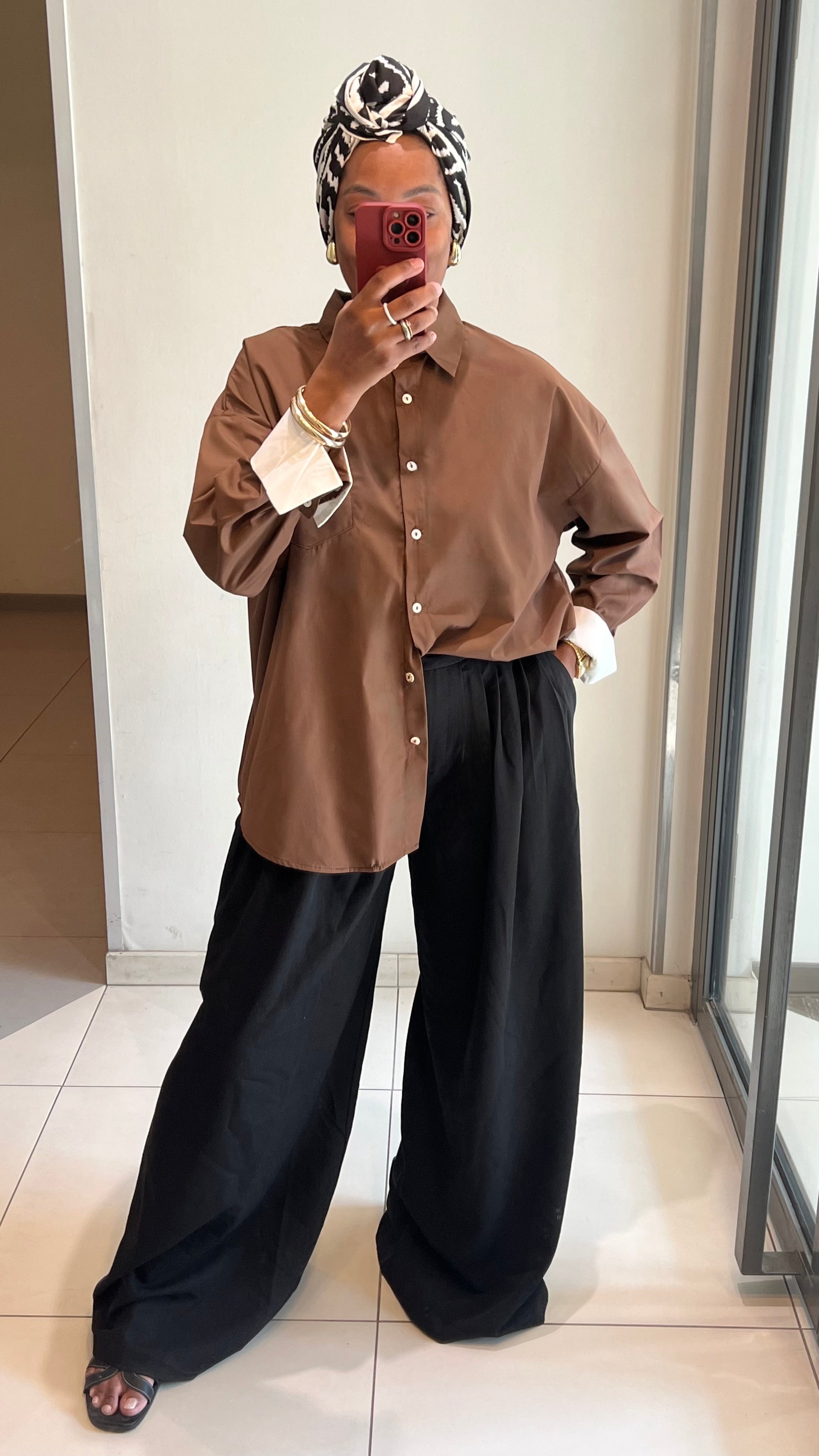 Chemise chocolat revers blanc